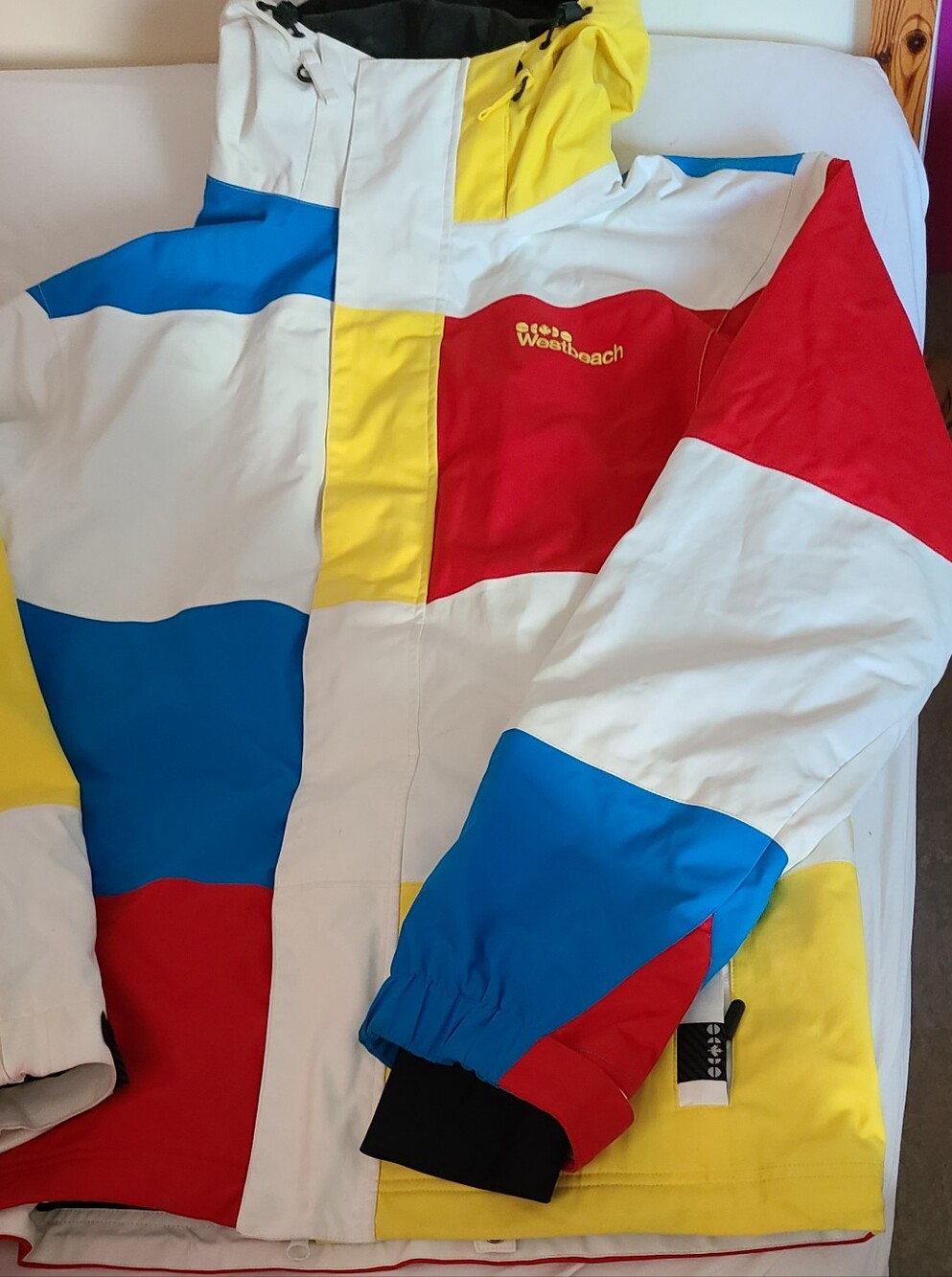 WESTBEACH Men's Colorblock Ski Jacket — White, Red, Blue, Yellow